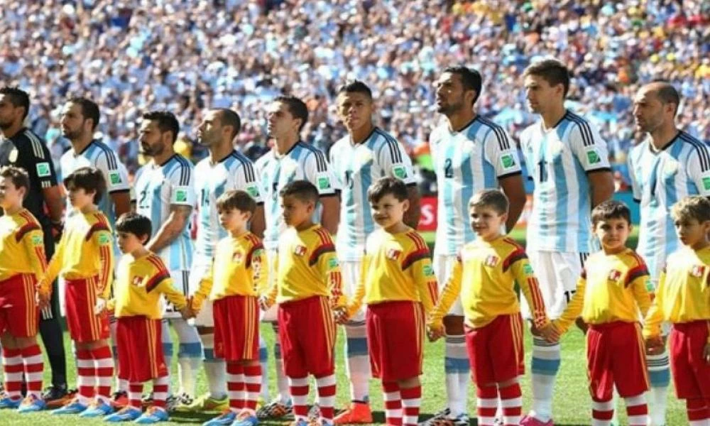 Πόσο χρεώνουν τα παιδιά - συνοδούς των ποδοσφαιριστών στην Ισπανία...